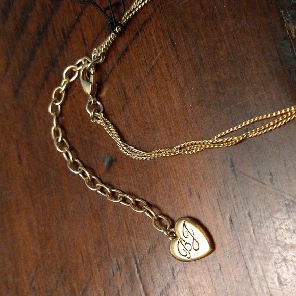 NWT Betsey Johnson 3 Layered Goldtone/Pearl Necklace, Goldtone Rose Medallions, - Picture 4 of 6